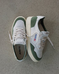 Autry Medalist *Goat / Suede*